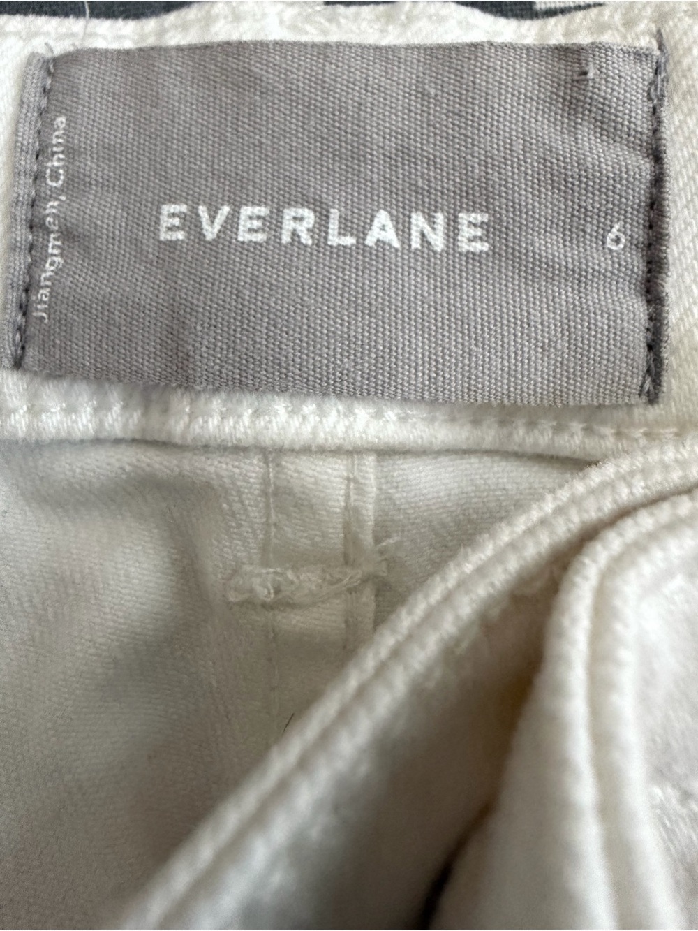 EVERLANE Cropped Straight Leg Short Creamy White Summer Denim Jeans 6 30x24 - Picture 7 of 8